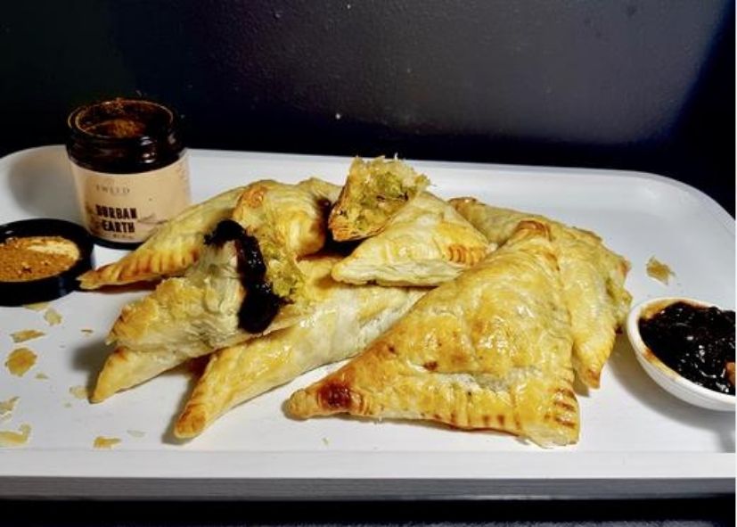 Curry Triangle Puffs