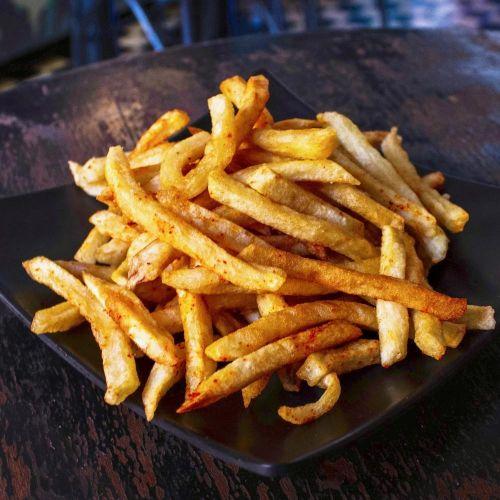 Hot fries with Tweed Real Food Chicken and Chips chicken salt